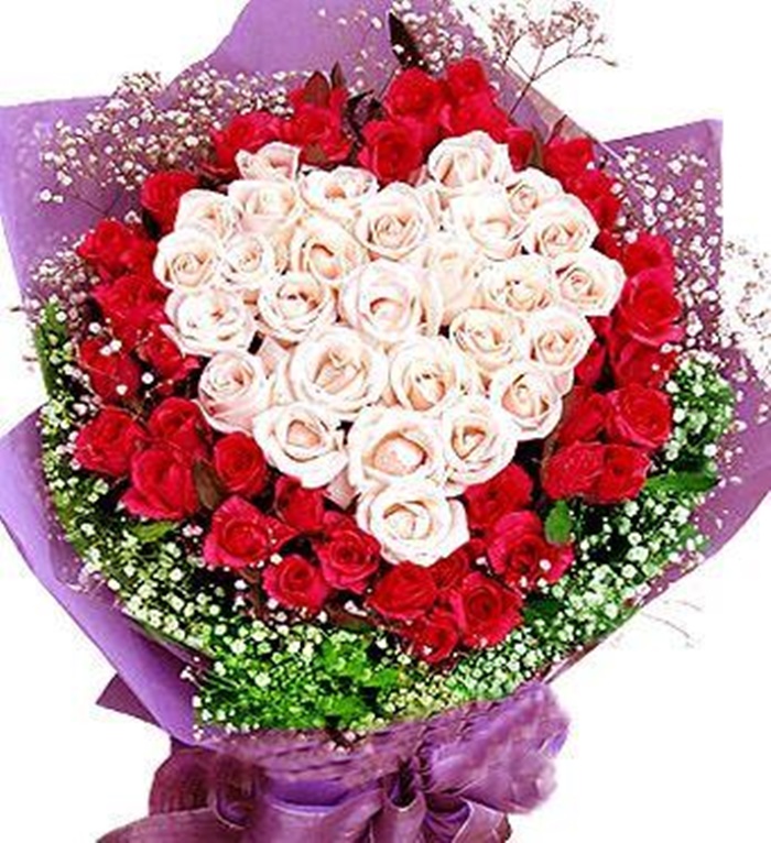 Những bó hoa hồng hình trái tim tặng 20-10 cho bạn gái 9