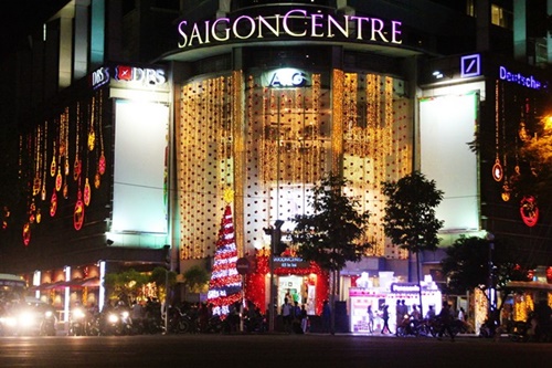 Giáng sinh đẹp thơ mộng tại Sài Gòn nơi đến không thể bỏ qua khi đi du lịch mùa đông 11