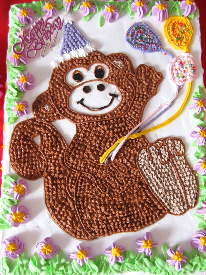 Những hình ảnh bánh sinh nhật hình con khỉ trong tinh nghịch và ngộ nghỉnh 6