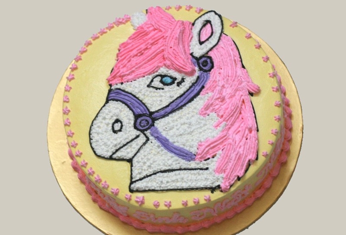 Những hình ảnh bánh sinh nhật hình con ngựa trong đáng yêu và ngộ nghỉnh 2