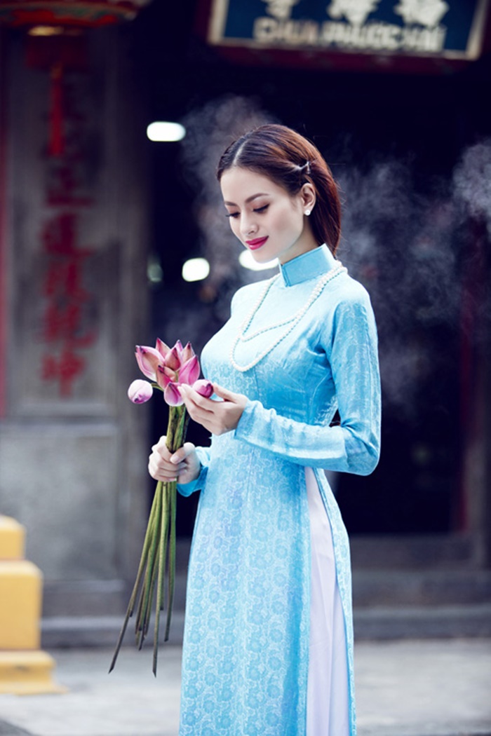 Bộ sưu tập hình ảnh girl xinh duyên dáng với chiếc áo dài truyền thống Việt Nam 18