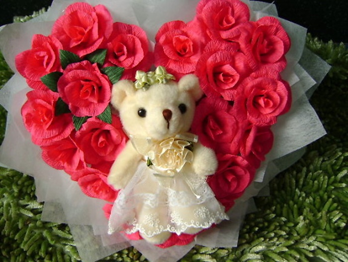 Những bó hoa hồng hình trái tim tặng 20-10 cho bạn gái 5