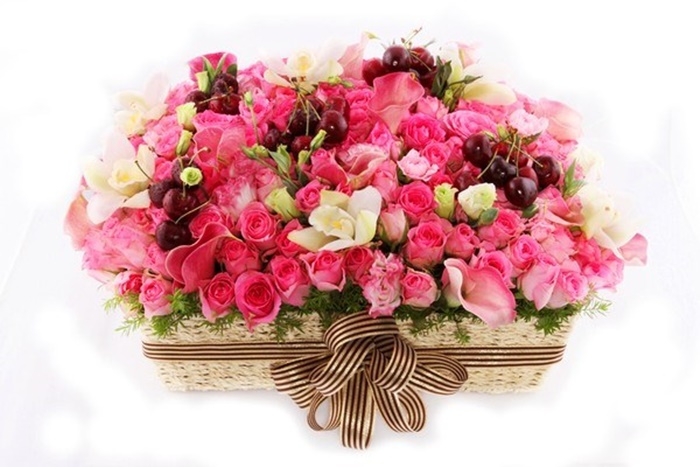 Những giỏ hoa hồng đẹp nhất dành tặng các bạn gái trong ngày lễ 20-10 1
