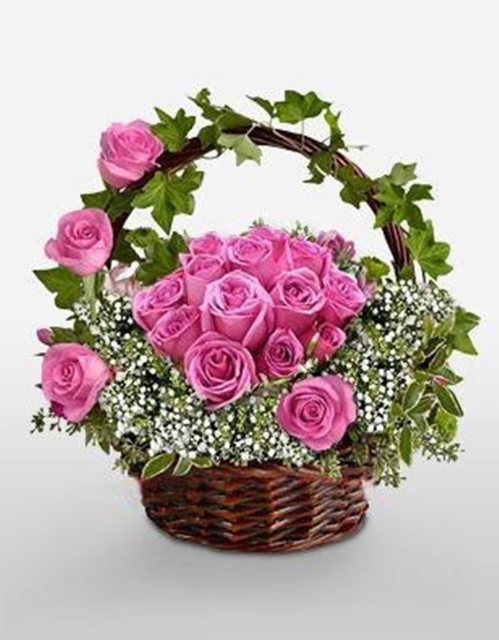 Những giỏ hoa hồng tình yêu dễ thương và xinh xắn dành tặng 20-10 10