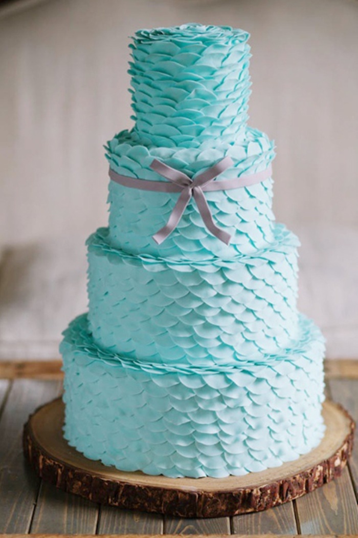 Những hình ảnh bánh kem cưới lãng mạn và dễ thương với màu xanh hi vọng nhé 5