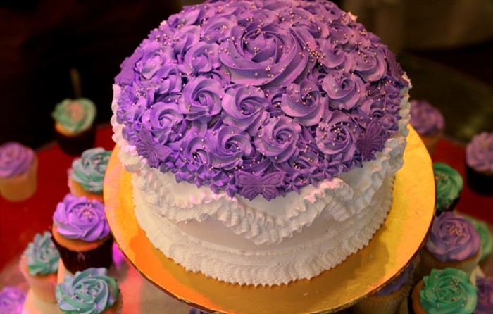 Những hình ảnh bánh sinh nhật màu tím dễ thương và vô cùng ấn tượng 12