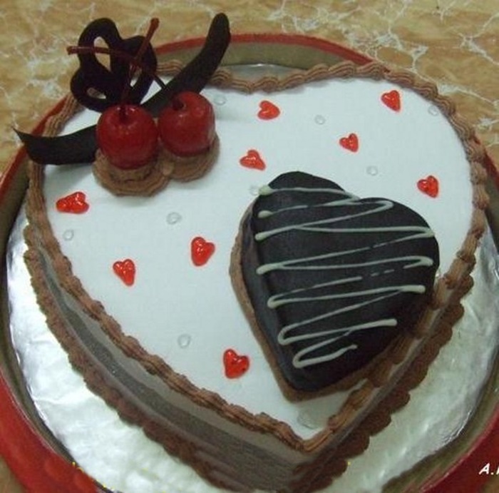 Những hình ảnh bánh sinh nhật trái tim socola ngọt ngào nhất 4