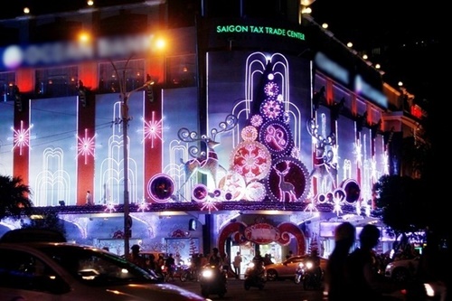 Giáng sinh đẹp thơ mộng tại Sài Gòn nơi đến không thể bỏ qua khi đi du lịch mùa đông 4