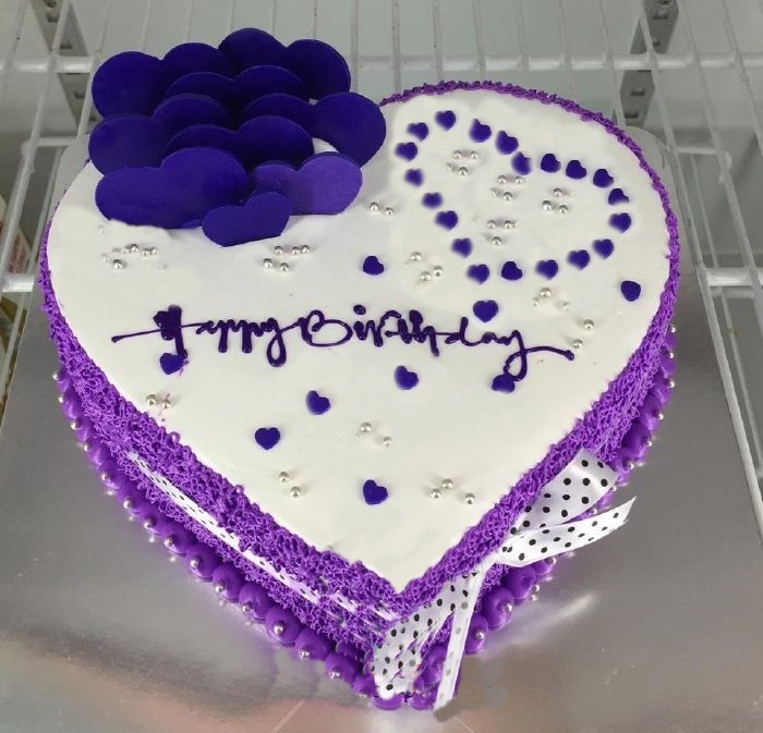 Những hình ảnh bánh sinh nhật hình trái tim tặng người yêu tuyệt đẹp 4