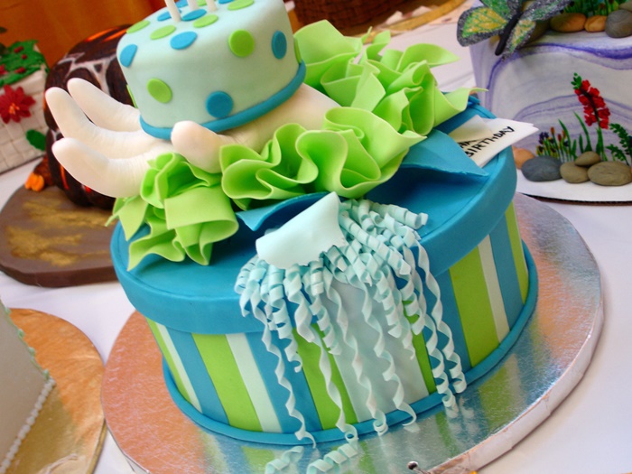 Những hình ảnh bánh sinh nhật với gam màu xanh tuyệt đẹp vô cùng 8