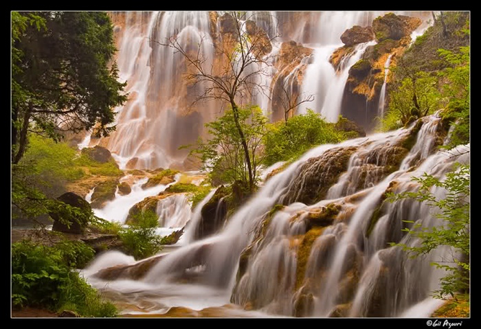 Những hình ảnh thác nước đẹp và vô cùng ấn tượng nhé 2