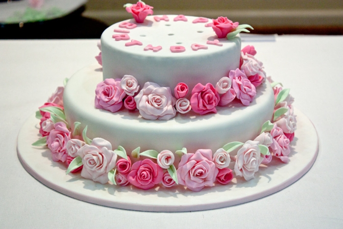 Tuyển tập những mẫu bánh sinh nhật dành tặng vợ vô cùng ngọt ngào và ý nghĩa 6