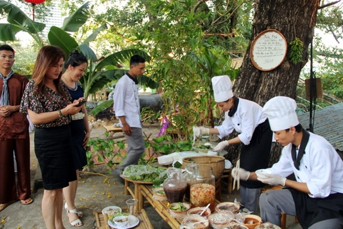 Hình ảnh những nét văn hóa độc đáo hấp dẫn du khách quốc tế của Việt Nam 7