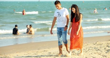 Những ảnh bìa Facbook đẹp về các cặp đôi tình nhân trên bãi biển 1