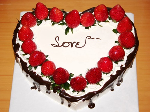 Hình ảnh bánh sinh nhật đẹp lung linh để tặng người yêu ý nghĩa ngọt ngào lãng mạn nhất 2