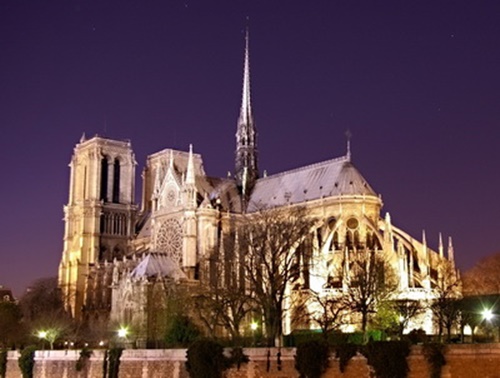 Nhà thờ đức bà Paris Sài Gòn là những tuyệt tác kiến trúc cần được bảo tồn9