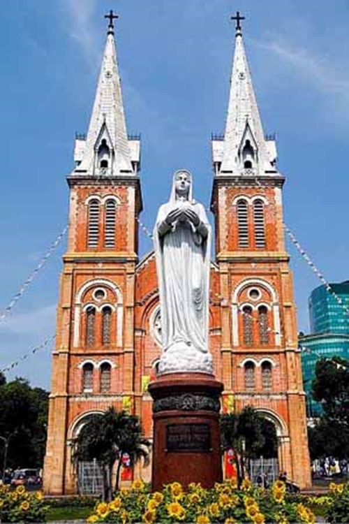 Nhà thờ đức bà Paris Sài Gòn là những tuyệt tác kiến trúc cần được bảo tồn12