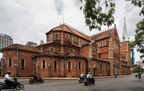 Nhà thờ đức bà Paris Sài Gòn là những tuyệt tác kiến trúc cần được bảo tồn 19