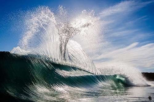 Hình ảnh biển đẹp với những cơn sóng cuộn tròn ấn tượng 16