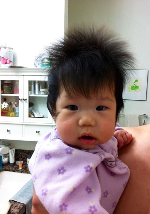 Hình baby dễ thương ngộ nghĩnh lovely với mái tóc độc đáo nhất thế giới 29