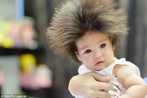 Hình baby dễ thương ngộ nghĩnh lovely với mái tóc độc đáo nhất thế giới 7